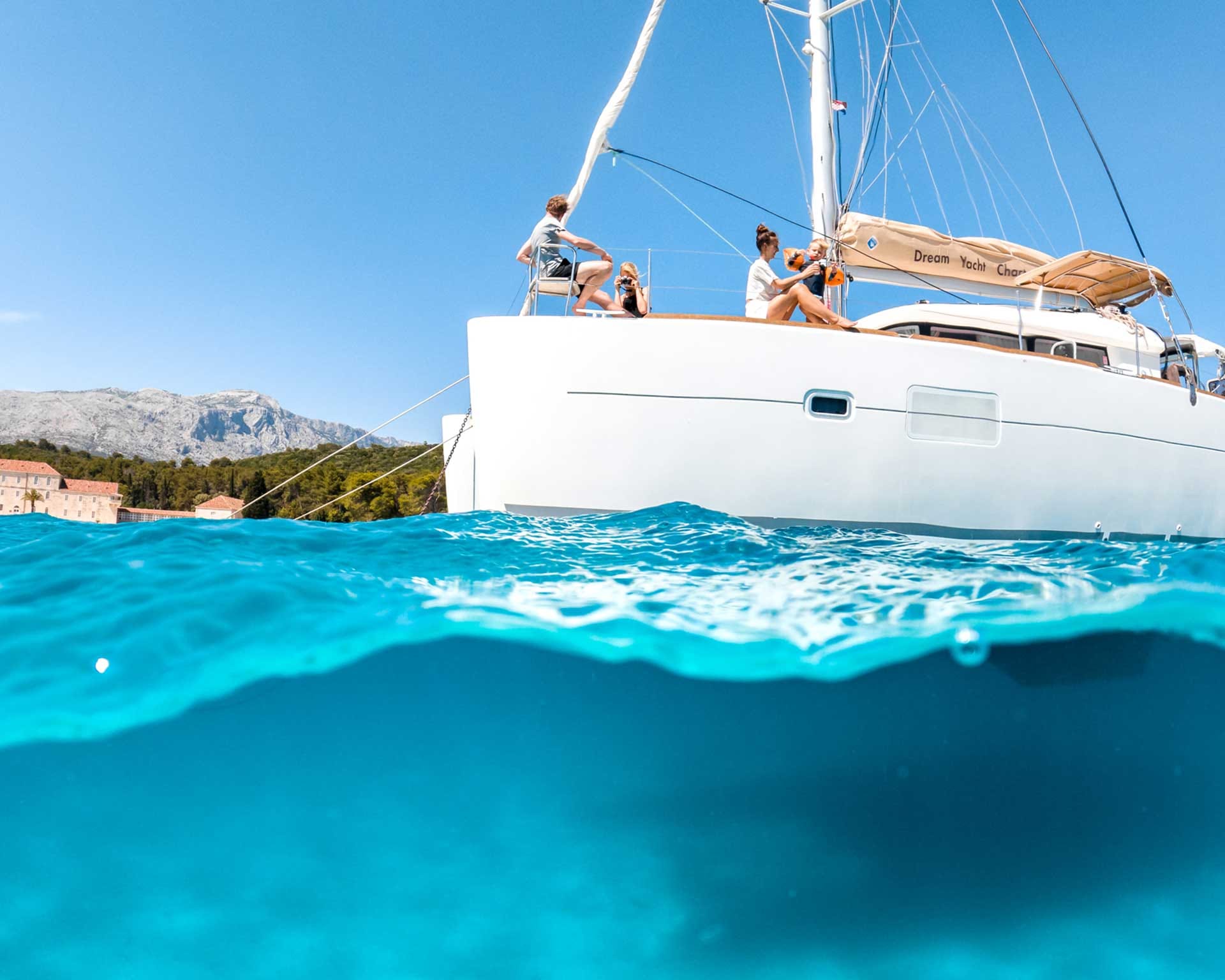 Türkische Küste hautnah erleben: Mit Boot Mieten Türkei unterwegs